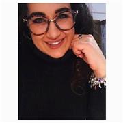 Laureata in lingue e letterature moderne, impartisce lezioni di inglese e spagnolo e doposcuola/aiuto compiti per elementari e medie. Supporto e aiuto nello studio nelle materie umanistiche per le scuole superiori